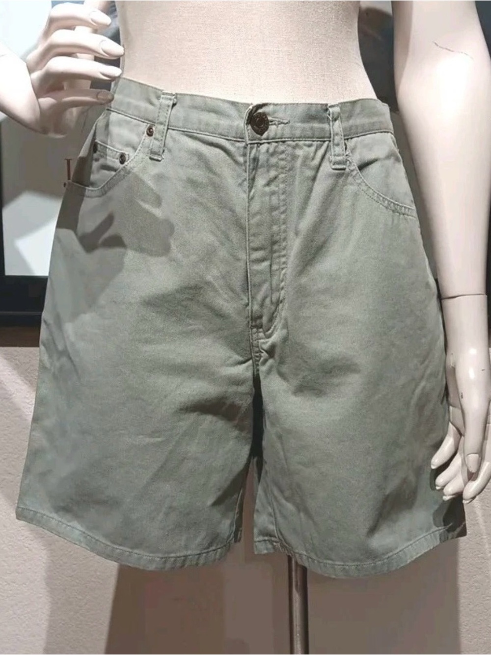 Eddie Bauer Women Classic Chino 5 Pocket Cotton Twill Khaki Green Shorts Size 10